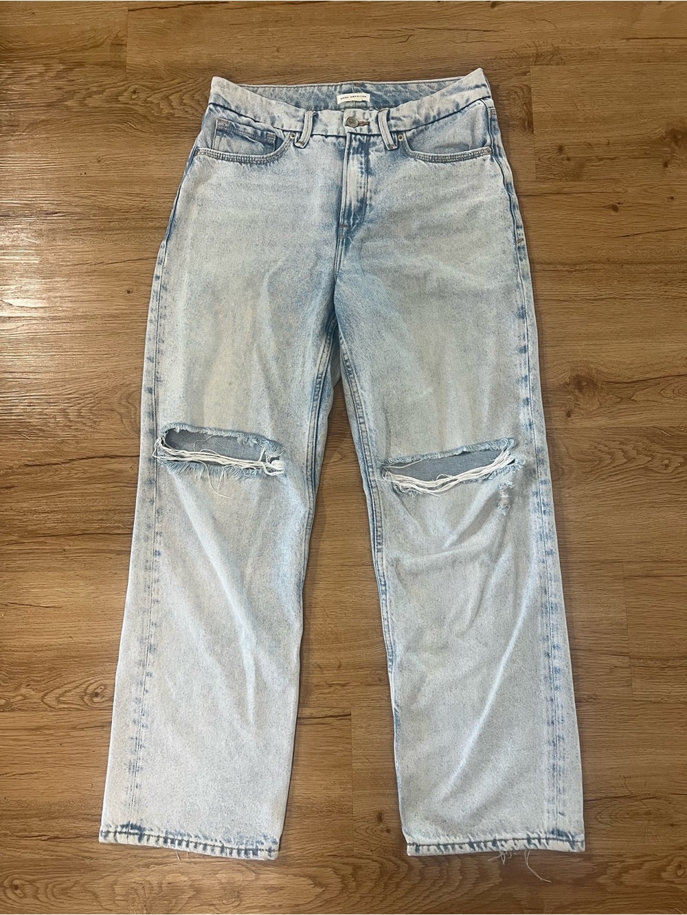 Good American straight leg 90s baggy jeans